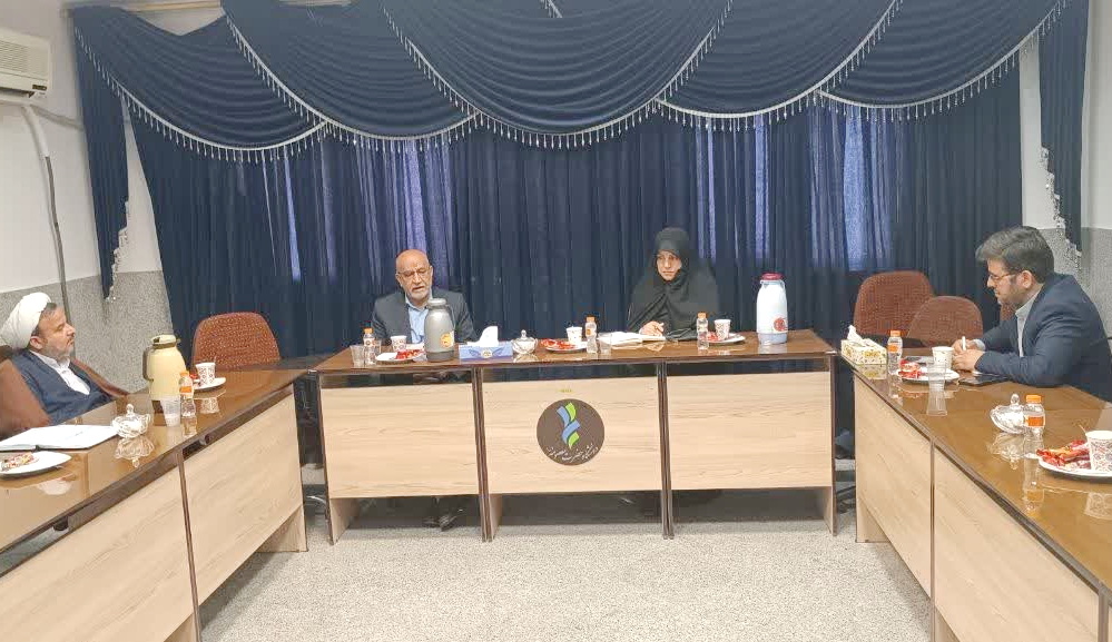 بازدید رئیس مجمع الامام الحسین العلمی لتحقیق تراث اهل البیت از کتابخانه دانشگاه